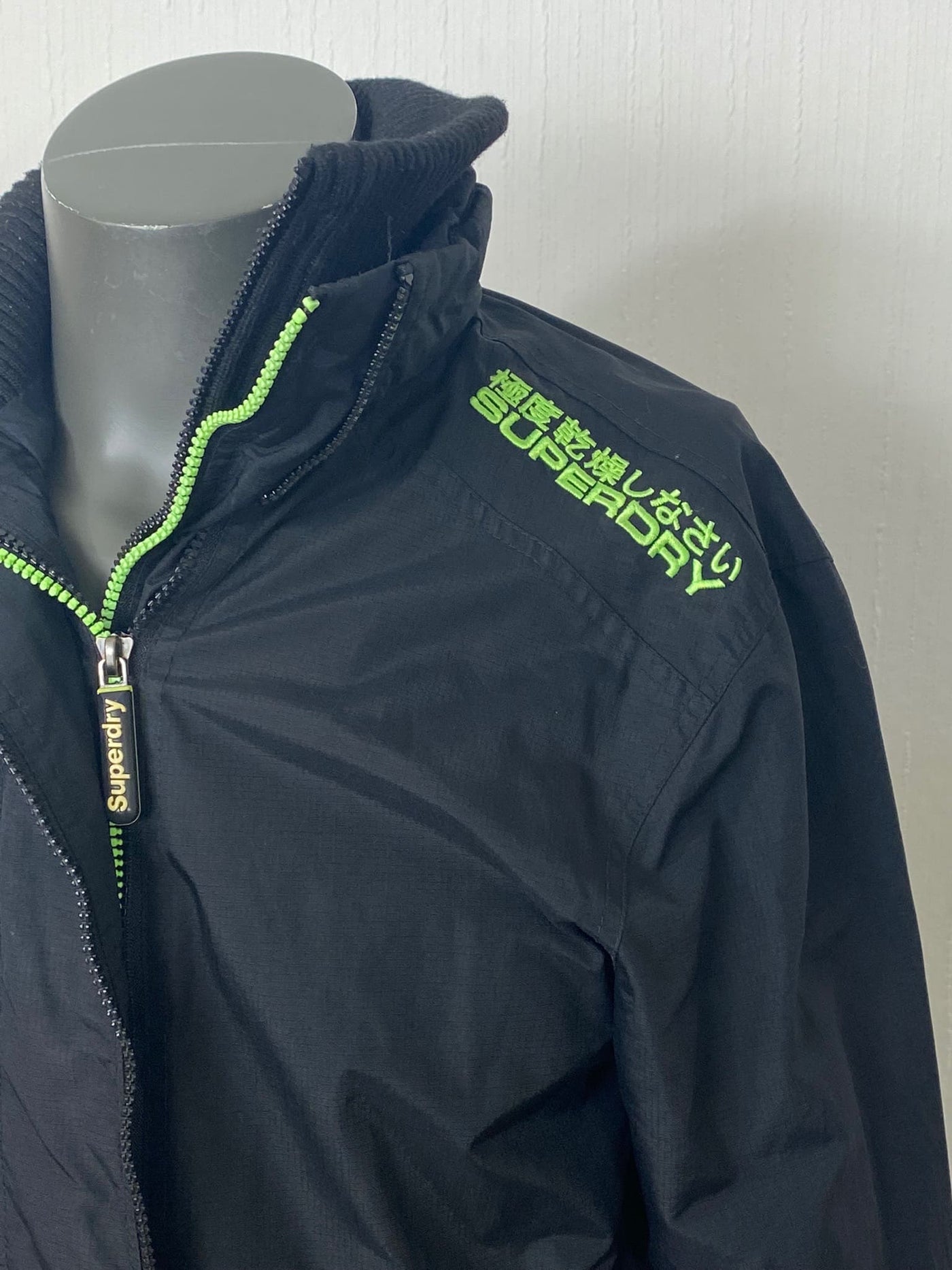 Superdry Jacke "Windcheater" Waterproof Unisex Gr. S