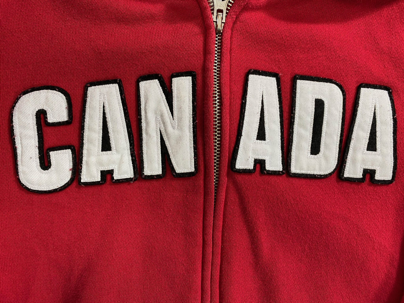 Spellout Hoodie "CANADA" Olympischen Spiele embroidered Full Zip Gr. M